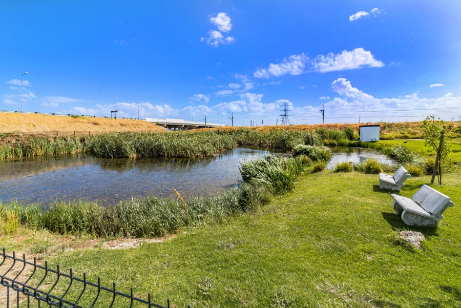 4 Bedroom Property for Sale in Aan de Wijnlanden Western Cape